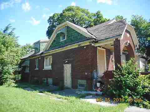 2538 Fullerton (3)_m.jpg